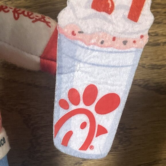 Chick-fil-A Christmas 2023 Plush Cow 🎄 Doll Toy Chikin 7" LIMITED EDITION - Picture 10 of 10